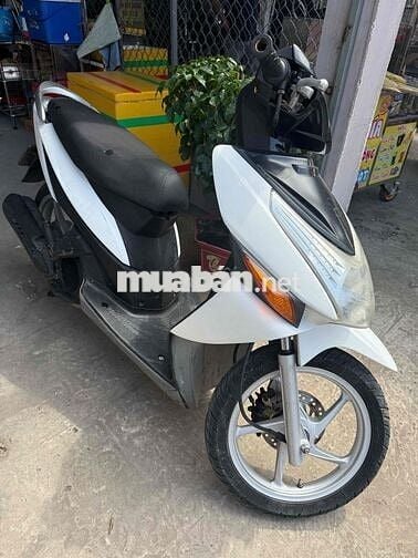 Honda Air Blade Trắng Thể thao Xăng