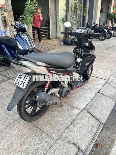 Suzuki Hayate 125 2010 Đen, Đỏ, Bạc Đã sử dụng