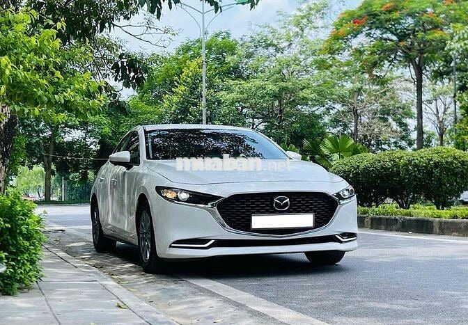 Mazda Mazda3 Luxury 2022 Trắng 50000 km