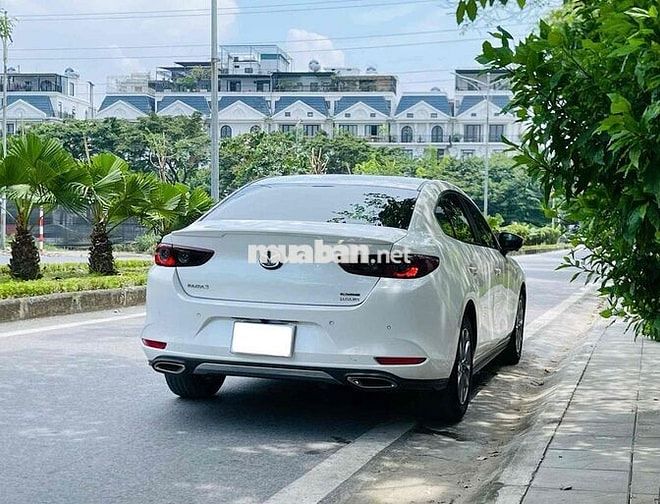 Mazda Mazda3 Luxury 2022 Trắng 50000 km