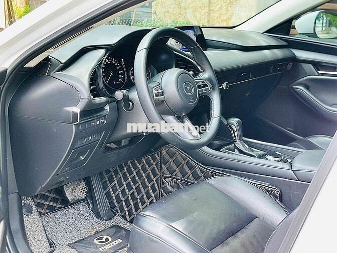 Mazda Mazda3 Luxury 2022 Trắng 50000 km