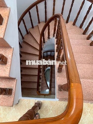 CHO THUÊ HẺM 10 M THÔNG ĐƯỜNG PHAN ĐÌNH PHÙNG: 4 x 18 M 