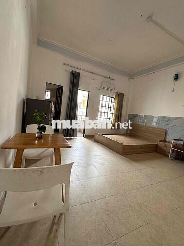 Chính chủ cho thuê căn hộ tiện nghi ngay Phan Xích Long ở ngay giá rẻ