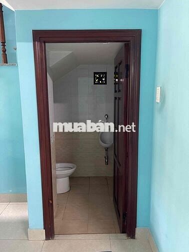 Nhà nguyên căn 3 phòng ngủ gần cầu vượt Hoà Cầm