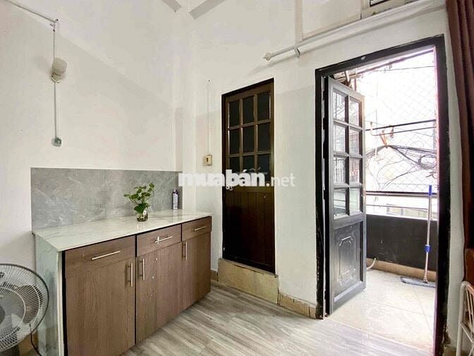 Chính chủ cho thuê căn hộ tiện nghi ngay Phan Xích Long ở ngay giá rẻ