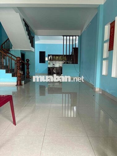 Nhà nguyên căn 3 phòng ngủ gần cầu vượt Hoà Cầm