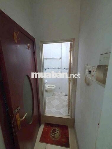 - Cho thuê Nhà Đường Trần Đình Xu Q1 - DT 3  x 6m, 1 trệt 2 lầu : 2 ph