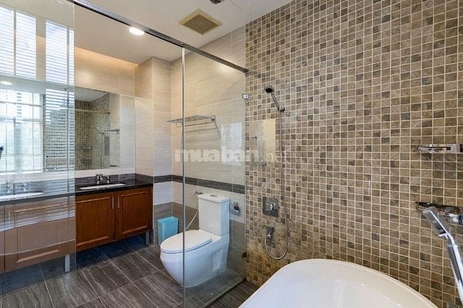 Cho thuê villa 216/ Nguyễn Văn Hưởng, Thảo Điền, Q2_DTSD 430m² có 5PN