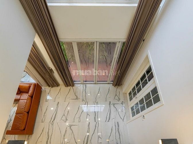 Cho thuê villa 216/ Nguyễn Văn Hưởng, Thảo Điền, Q2_DTSD 430m² có 5PN