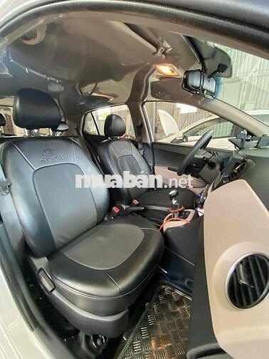 Hyundai i10 2015 Ấn Độ 52340 km Bạc