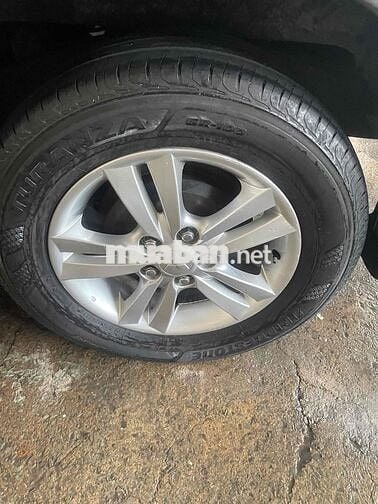 Mitsubishi Ginger 09 vàng cát MT