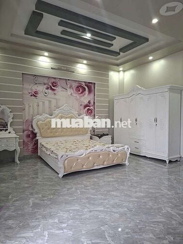 NHÀ MT TRƯƠNG THỊ HOA 1 TRỆT 2 LẦU FULL NỘI THẤT GIÁ TỐT