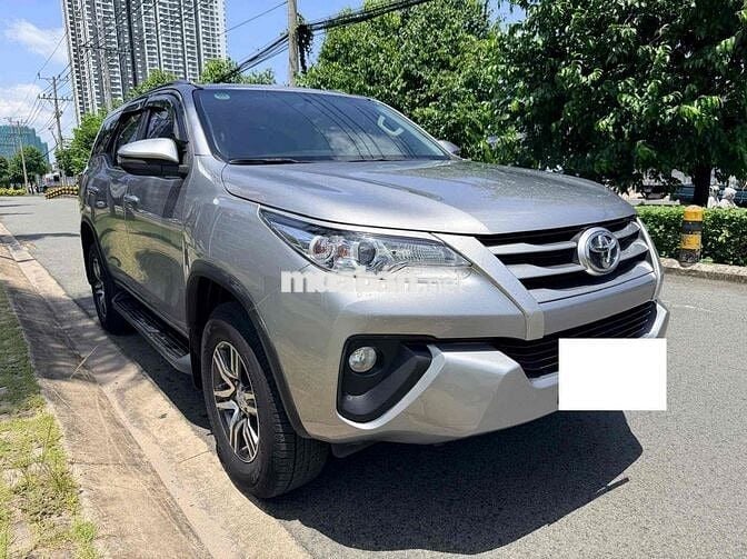 Toyota Fortuner 2019 Số sàn Dầu Bạc