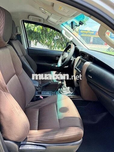 Toyota Fortuner 2019 Số sàn Dầu Bạc
