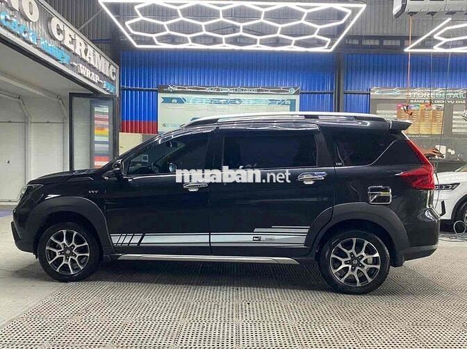 Suzuki XL7 2022 7 chỗ Tự động Đen