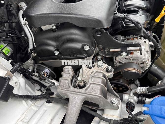 Hyundai Elantra GLS 2019 Trắng 8719 km