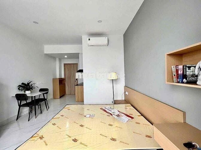 STUDIO BAN CÔNG FULL NỘI THẤT NGAY DƯƠNG QUẢNG HÀM