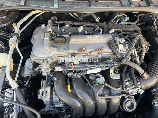 Toyota Corolla Altis số sàn màu Đen