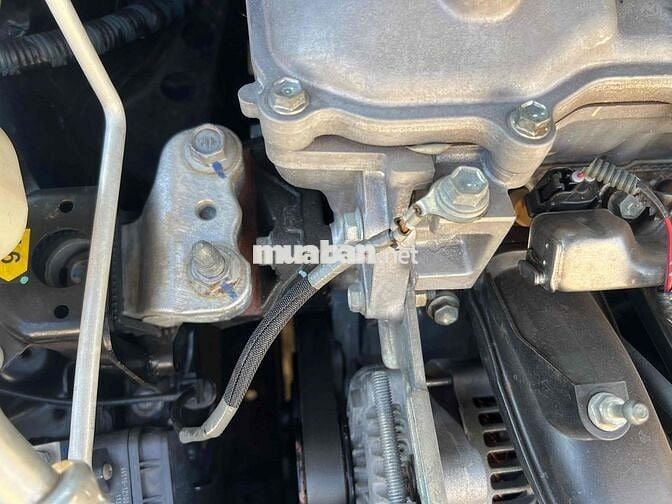 Toyota Corolla Altis số sàn màu Đen