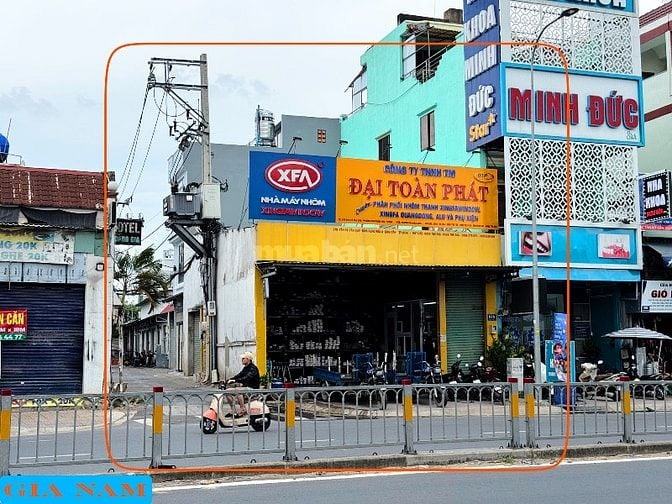 BÁN NHÀ GÓC 2 MẶT TIỀN KINH DOANH : 979 TÂN KỲ TÂN QUÝ - P. BHHA