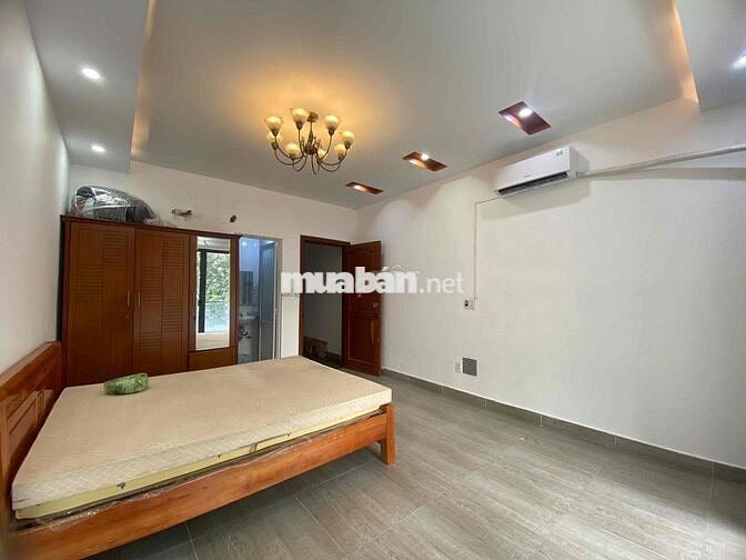 Cho Thuê Phòng Ban Công Cửa Sổ Full Nội Thất Ngay ĐH Công Thương