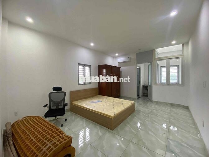 Cho Thuê Phòng Ban Công Cửa Sổ Full Nội Thất Ngay ĐH Công Thương