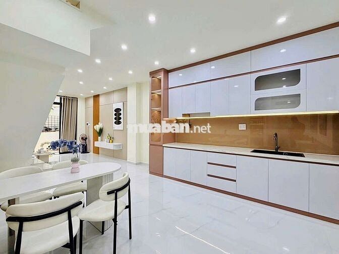 🌹Ngay trung tâm. P11 CoopMart + Uỷ Ban Quận Gò Vấp