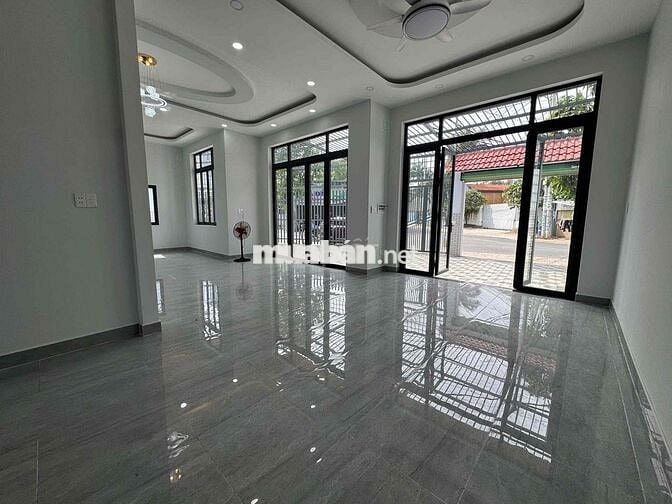CHO THUÊ NHÀ MẶT TIỀN KINH DOANH SẦM UẤT - MẶT TIỀN 15m - GIÁ CỰC MỀM