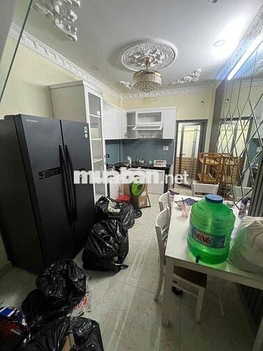 Cho Thuê Nhà Nguyên Căn 2PN2WC Full Nội Thất Giá Rẻ Ngay Trung Tâm Q7