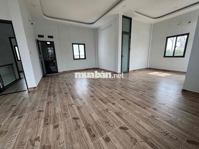 CHO THUÊ NHÀ MẶT TIỀN KINH DOANH SẦM UẤT - MẶT TIỀN 15m - GIÁ CỰC MỀM