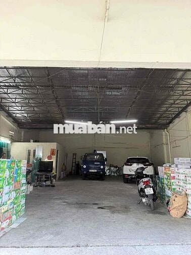 Cho thuê kho 260m2 Trông suốt Xuân Thới thượng