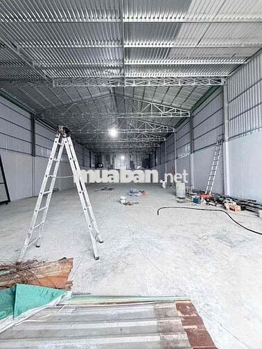 Cho thuê kho 600m2 Trần cao Trông suốt kho mới 100%