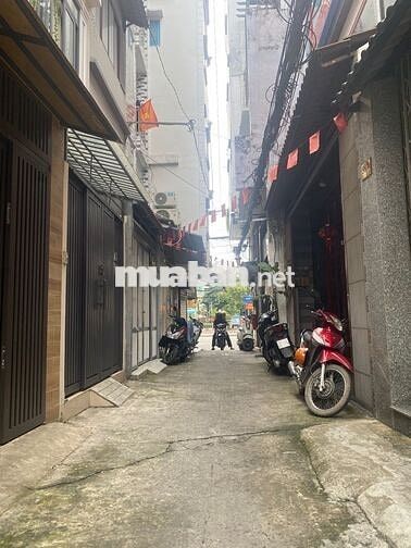 NHÀ HOÀNG DIỆU Q4- 4 LẦU ĐÚC- HẺM 4m- 3x7- SÁT MẶT TIỀN