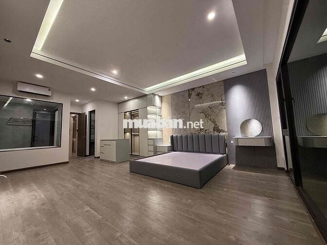 Bán Nhà phố Ngọc Thuỵ Bồ Đề HN