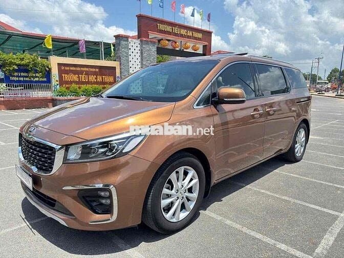 Kia Sedona 2019 2.2 DAT Luxury Nâu