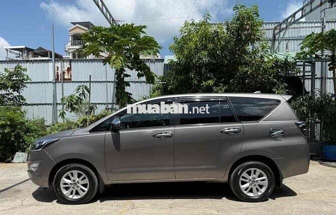 Toyota Innova 2.0G Tự động lướt nhẹ 60000km 2019