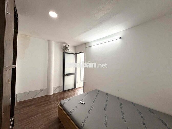 Giá Siêu Rẻ!! Cho Thuê 2PN 2WC 40m2 Full NT Thoáng Ngay THT Quận 10
