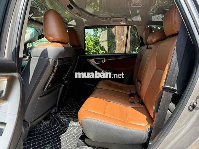 Toyota Innova 2.0G Tự động lướt nhẹ 60000km 2019