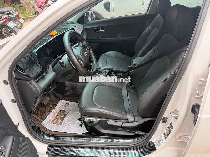 Hyundai Accent Đặc biệt 2025 CVT Trắng 28.000 KM