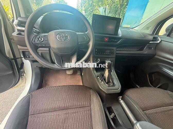 Toyota Avanza 2022 Trắng