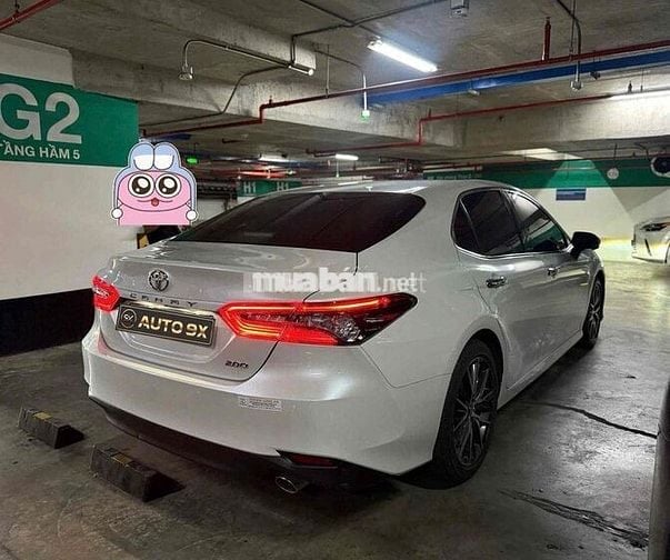 🚘 Toyota Camry 2.0Q Model 2023 - Trắng 5v km