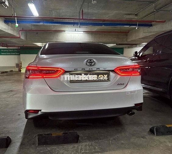🚘 Toyota Camry 2.0Q Model 2023 - Trắng 5v km