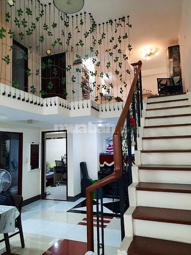 Chính chủ cần bán căn hộ Duplex chung cư Sky Garden Quận 7. Giá 9.8 tỷ