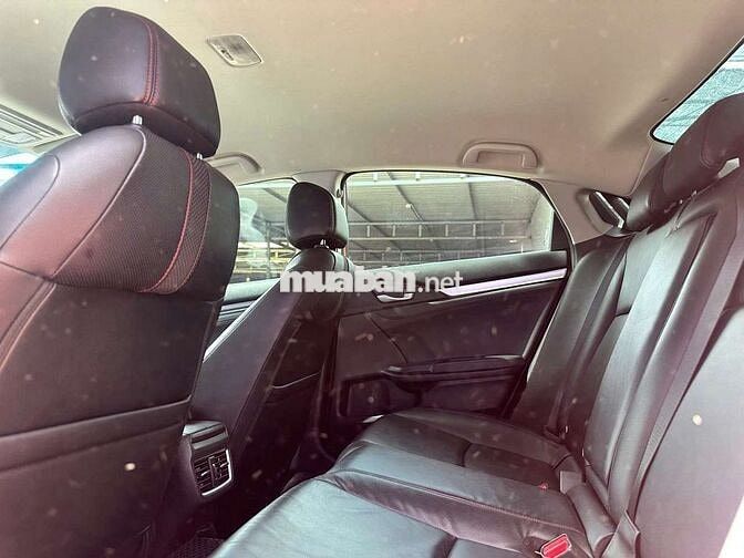 Honda Civic RS 2019 1.5L Turbo, màu đỏ,8v km