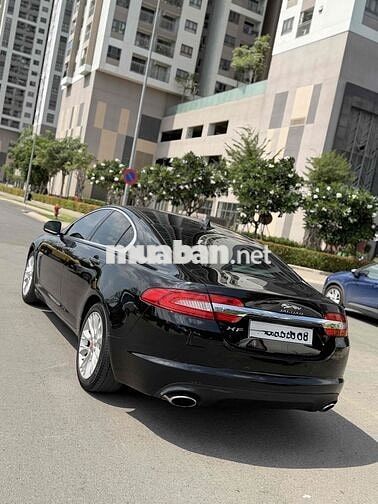 Jaguar XF 2.0 2014 Tự động 8 cấp Đen