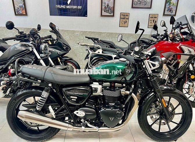 TRIUMPH SPEED TWIN 2024 COMPETITION GREEN LIKE NEW