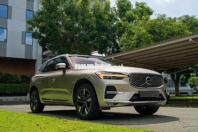 Volvo XC60 Ultra model 2026 siêu lướt 8.800km