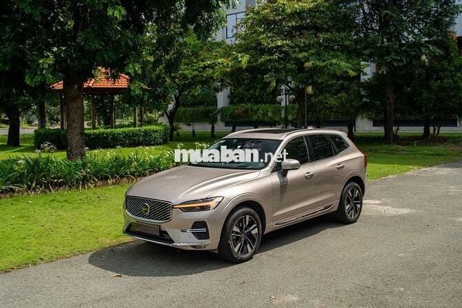 Volvo XC60 Ultra model 2026 siêu lướt 8.800km