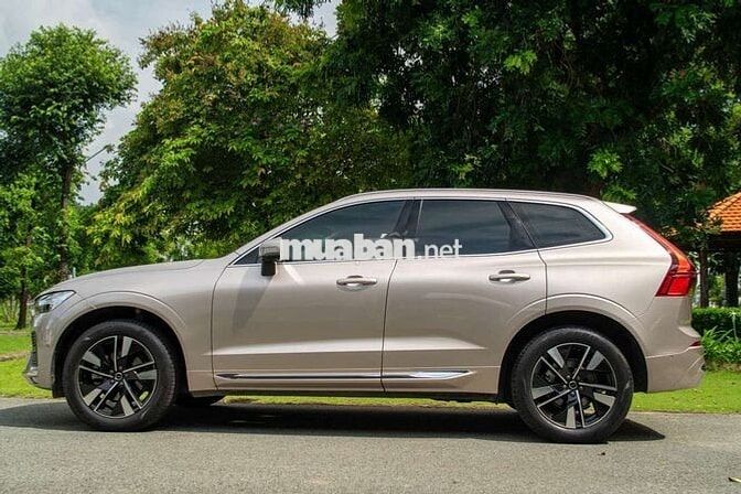 Volvo XC60 Ultra model 2026 siêu lướt 8.800km