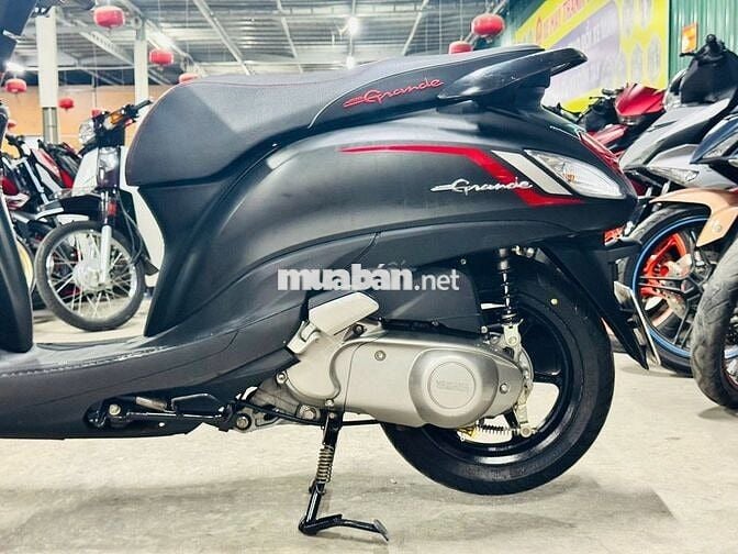 XE MÁYTHANH TÙNG_GRANDE 125 ABS XÁM LƯỚT MÁY ZIIN